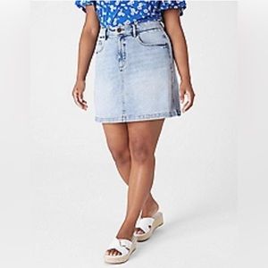 Lane Bryant denim skirt - size 18